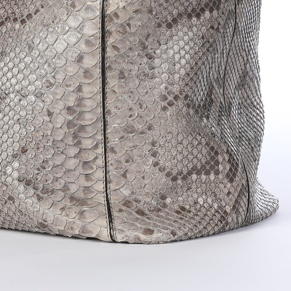 Cape Cobra Grey Snakeskin Large Shoulder Bag - Picture 6 of 12